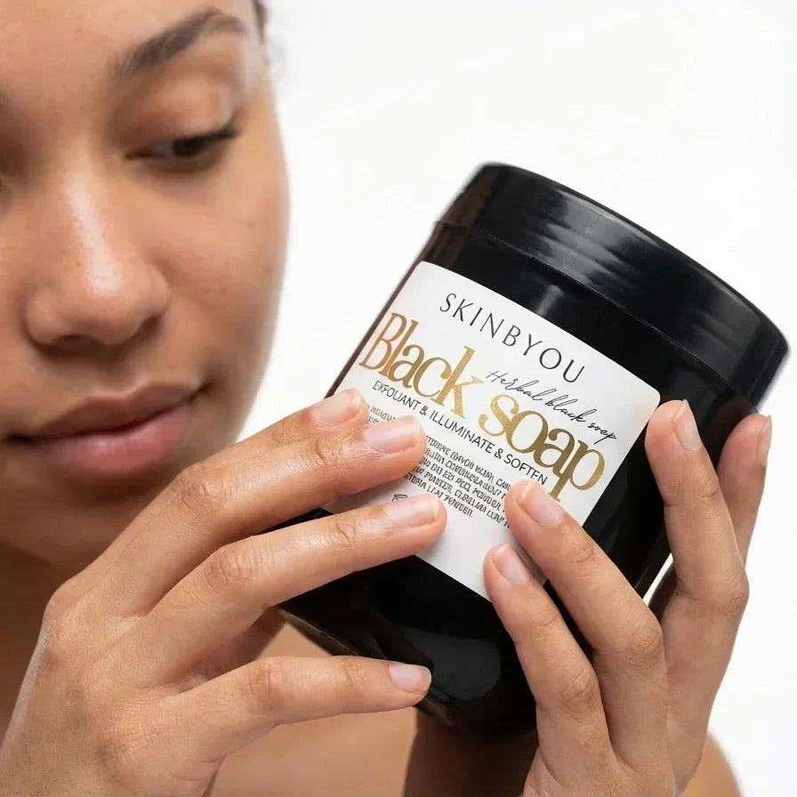 Savon noir aux plantes 600g